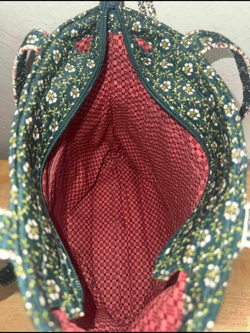 Vera Bradley Small Original Zip Tote in Mistletoe Lattice New With Tags - Green